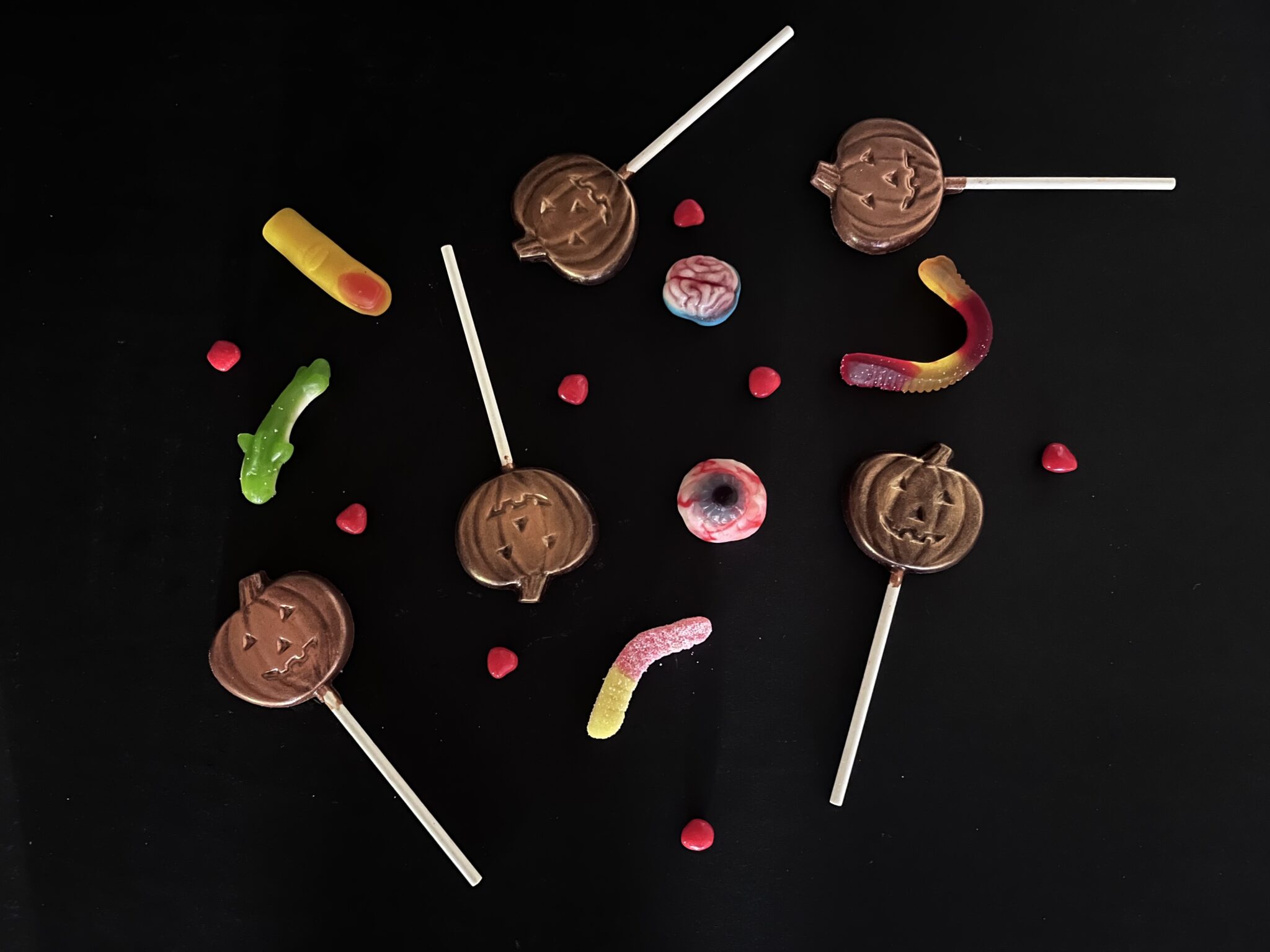 Jack-o’-Lantern Lollipops